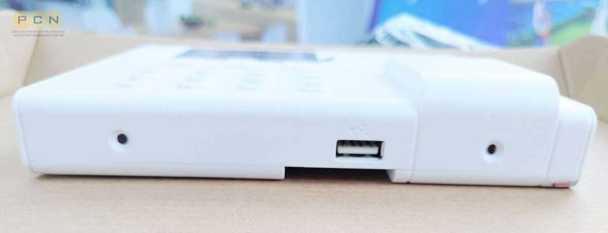 Hỗ trợ cổng USB